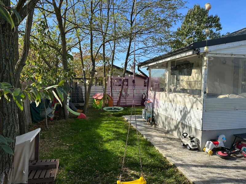 Casa 3 camere + dependinte, curte 380, Sabareni