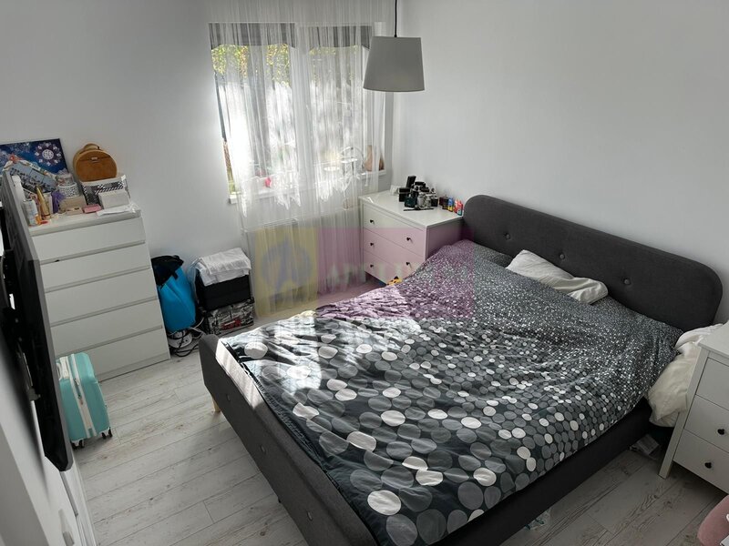 Casa 3 camere + dependinte, curte 380, Sabareni