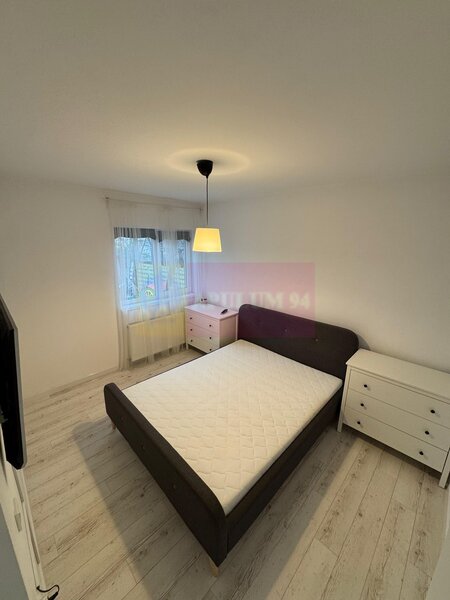 Casa 3 camere + dependinte, curte 380, Sabareni